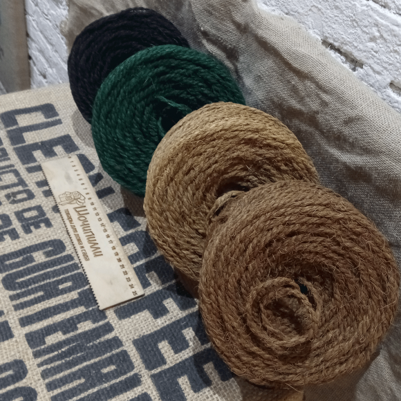 Веревка кокосовая 4-4,5 мм (100 м)