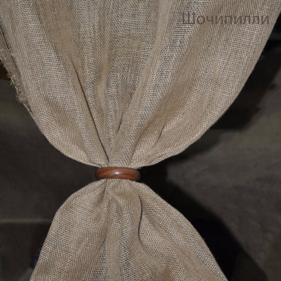 Мешковина джутовая 240 гр/м2 упаковочная. Рулон 100 м Мешковина джутовая 240 гр/м2 упаковочная. Рулон 100 м