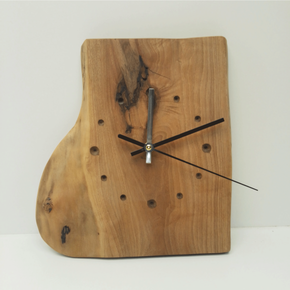 Часы из спила дерева 28х29х3 см