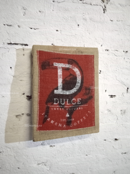 Настенное панно из мешковины Dolce (попугай) Настенное панно из мешковины Dolce (попугай)