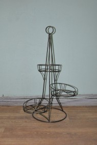 Подставка настольная Пирамидка на 3 горшка Подставка настольная Пирамидка на 3 горшка