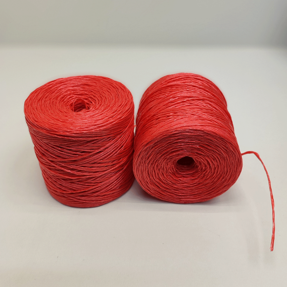 Шпагат полипропиленовый хозяйственный 1600 текс (1 кг) красный